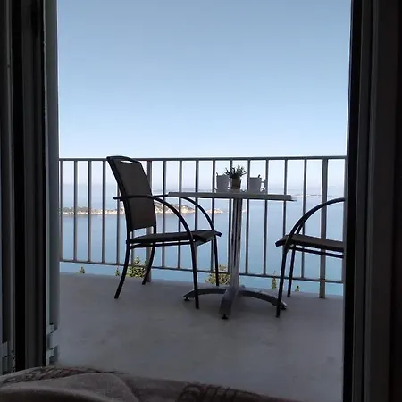 The 3 Brothers 3* Afión